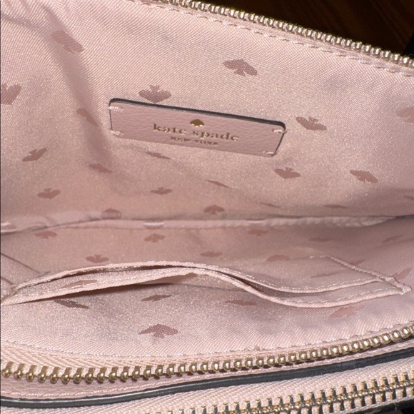 KATE SPADE NY x Disney Minnie Mouse COLLECTIBLE Crossbody Bag - Picture 6 of 9